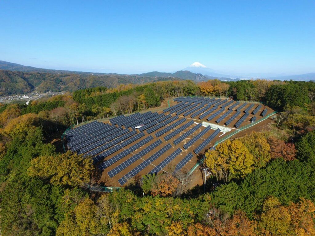 太陽光発電システムを取りつけてよかったこと、後悔したことから考える太陽光パネル選びのポイント